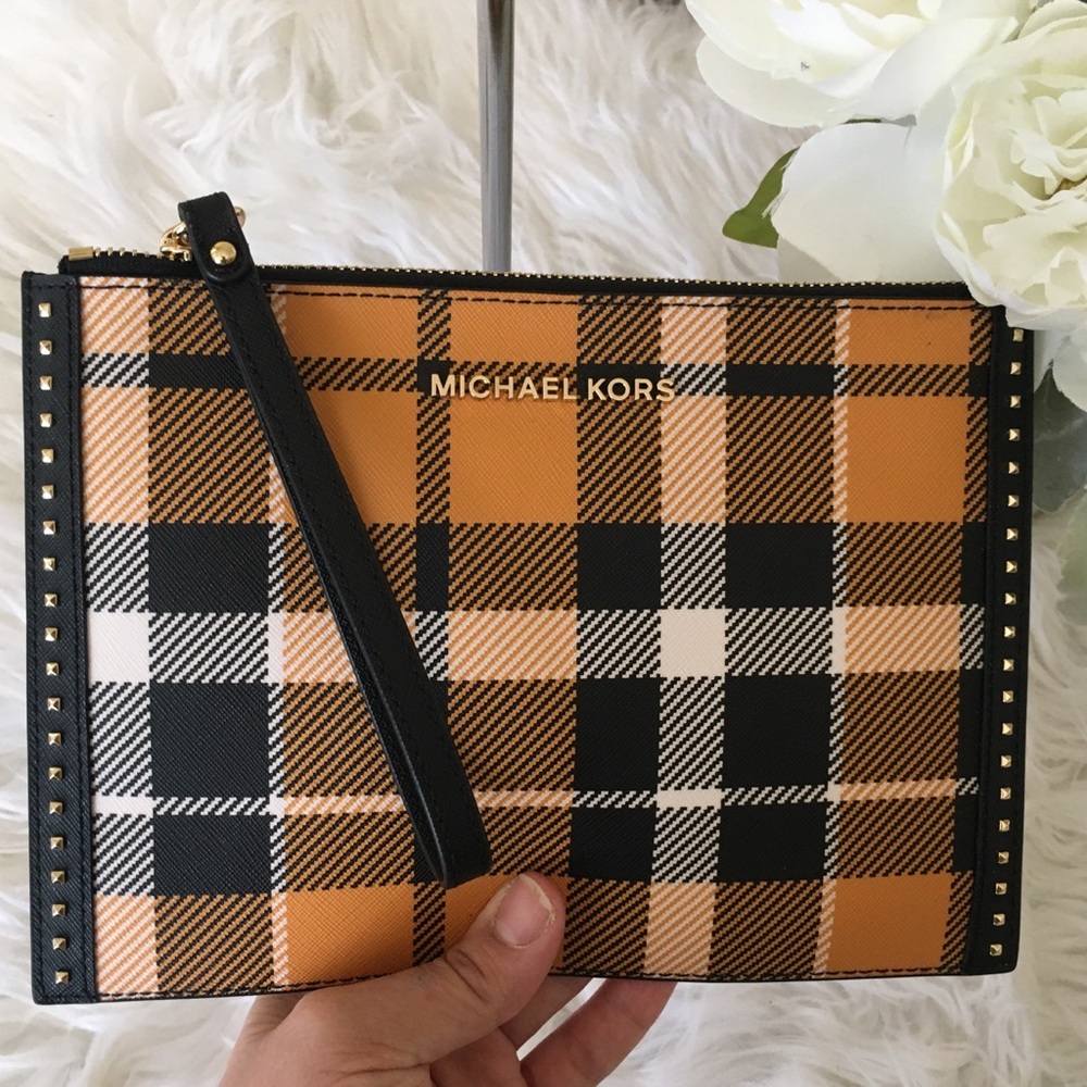 New Michael Kors jet set XL zip clutch / wristlet